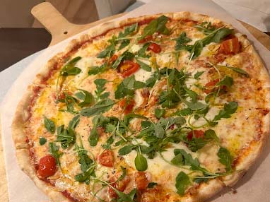 Pizza från Coffehouse